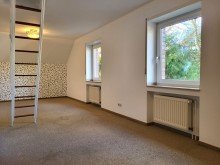 DG Kind Ansicht 1 FREISTEHENDES 1-2 FAMILIENHAUS MIT DOPPELGARAGE IM KRANKENHAUSVIERTEL IN GREVENBROICH-STADTMITTE...