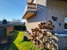 Neben dem Haus GROSSZ�GIGES EINFAMILIENHAUS MIT KELLER UND GARAGE IM HERZEN VON GV-FRIMMERSDORF ZU VERKAUFEN...
