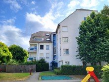 Hausansicht BEREITS FREI: HELLE 2-ZIMMER-WOHNUNG MIT SONNENBALKON UND EINBAUK�CHE IN LUDENBERG ZU VERKAUFEN...