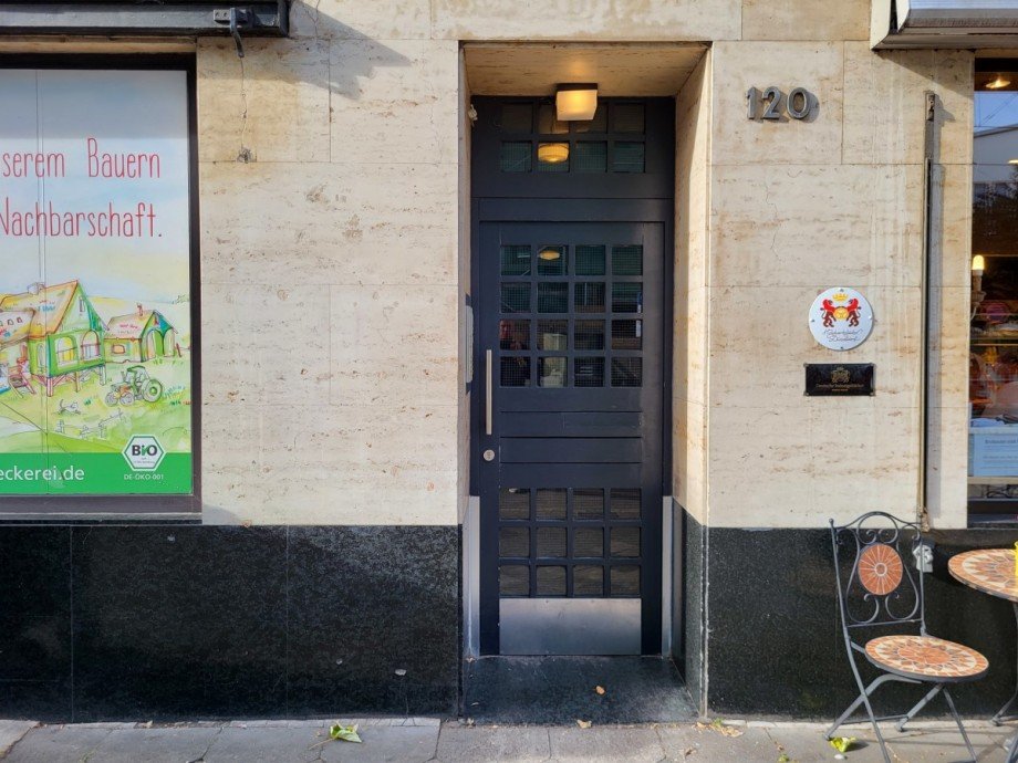 Hauszugang Etagenwohnung D�sseldorf/Derendorf