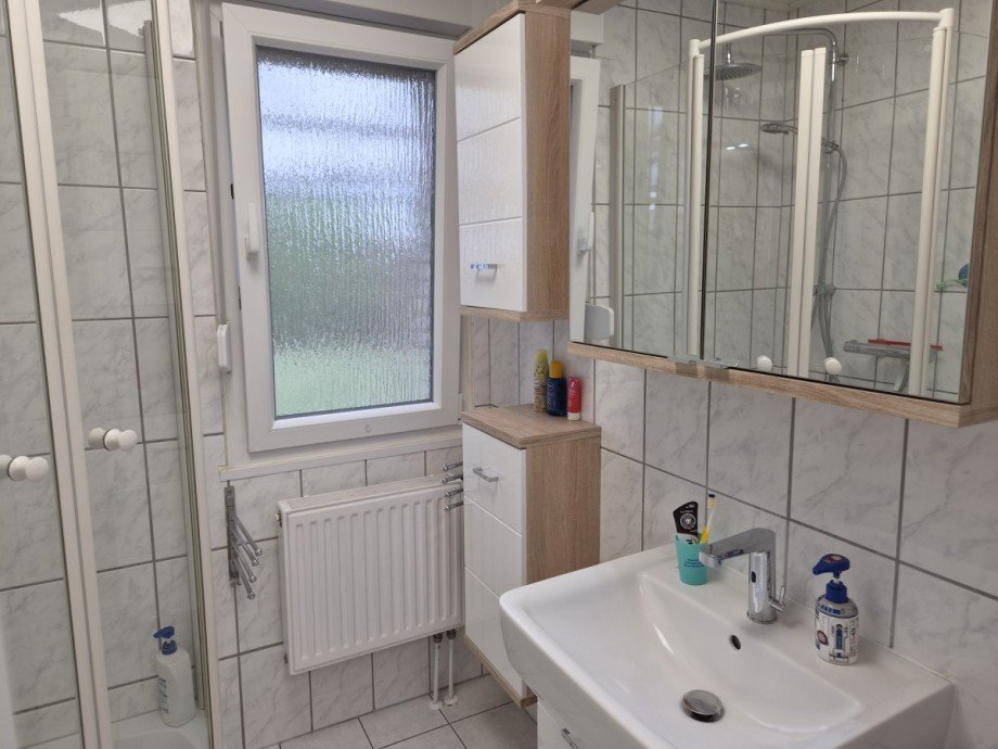 Bad Ansicht 1 Einfamilienhaus Grevenbroich/Frimmersdorf