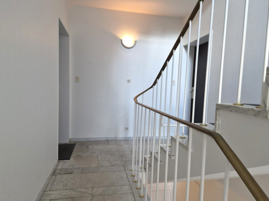 Treppenhaus Ansicht 1 Dachgeschosswohnung Meerbusch/B�derich