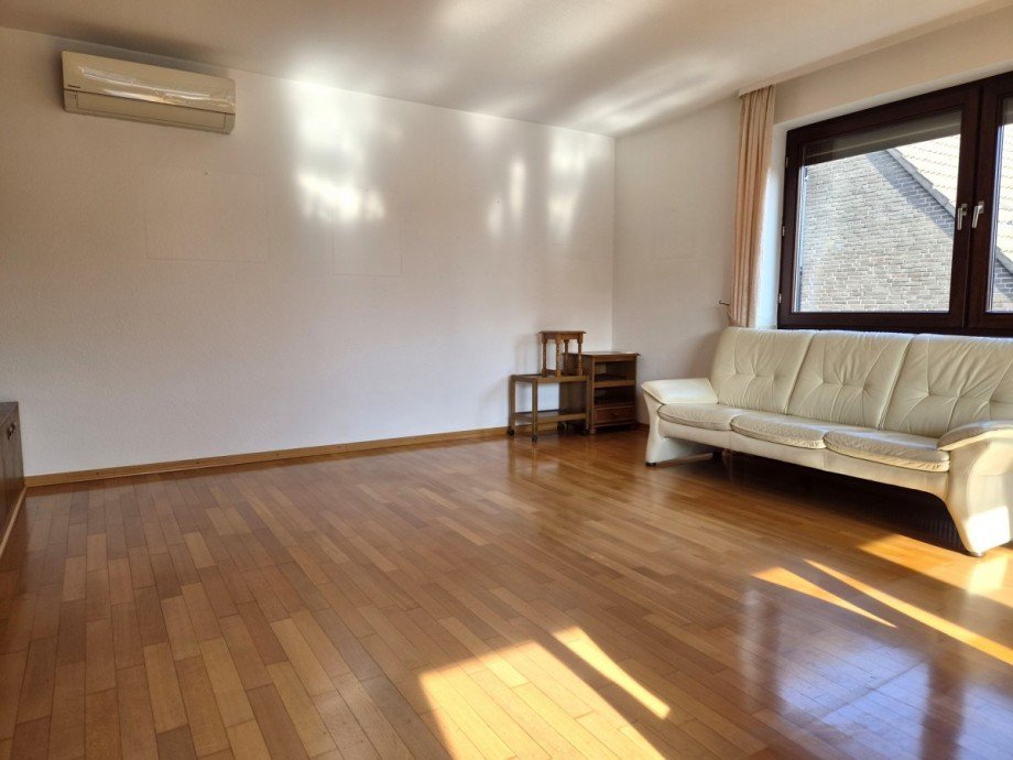 Wohnen Ansicht 3 Dachgeschosswohnung Meerbusch/B�derich