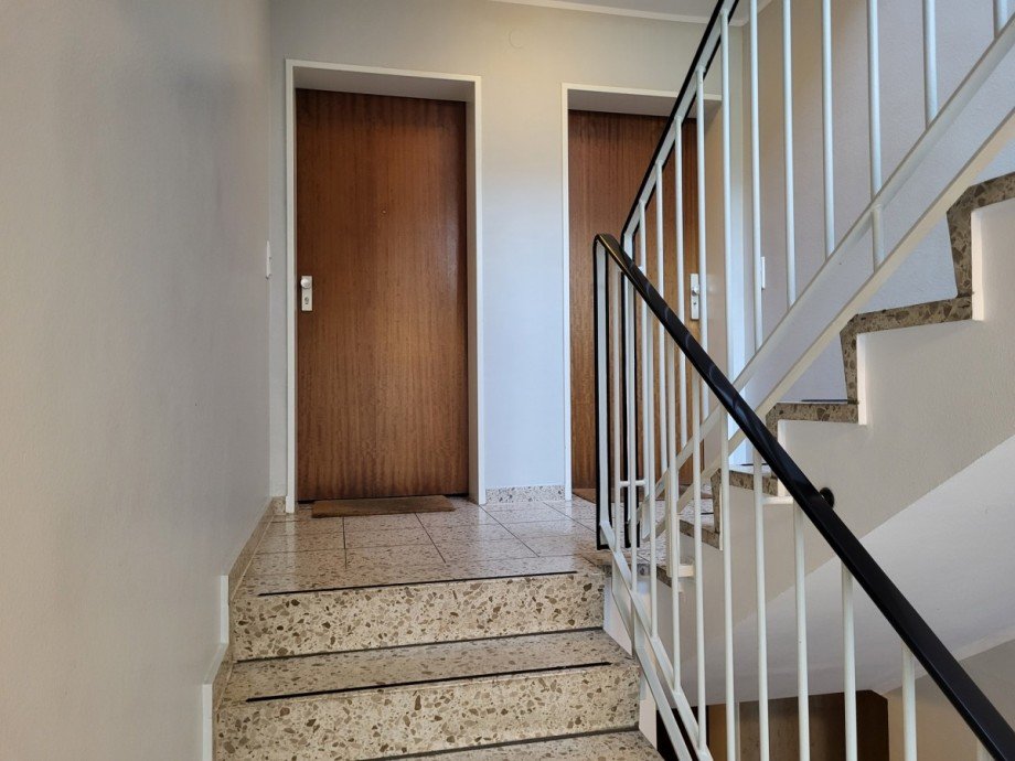 Treppenhaus Erdgeschosswohnung Meerbusch/B�derich