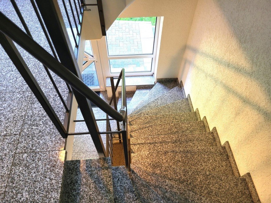 Treppenhaus Ansicht 2 Erdgeschosswohnung Grevenbroich/Gustorf