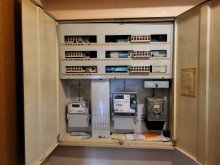 Elektro FREISTEHENDER BUNGALOW MIT KELLER UND GROSSER GARAGE IN FELDRANDLAGE VON TITZ-AMELN ZU VERKAUFEN...