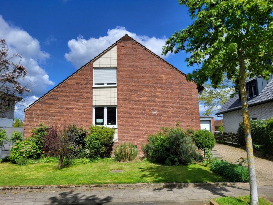 Hausansicht 2 Einfamilienhaus Meerbusch