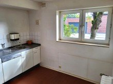 K�che Ansicht 1 REIHENECKHAUS MIT KELLER, GARAGE UND KLEINEM GARTEN IN D�SSELDORF-HEERDT ZU VERKAUFEN...