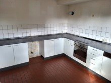 K�che Ansicht 3 REIHENECKHAUS MIT KELLER, GARAGE UND KLEINEM GARTEN IN D�SSELDORF-HEERDT ZU VERKAUFEN...