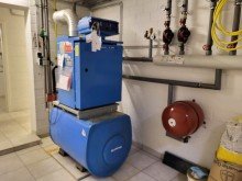 Keller Heizung SOLIDES EINFAMILIENHAUS MIT S�DAUSRICHTUNG UND DOPPEL-GARAGE IN ALT-MEERERBUSCH ZU VERKAUFEN...
