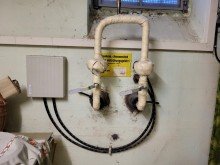 Fernw�rmeanschluss DOPPELHAUSH�LFTE MIT GARAGE UND KELLER IN ZENTRALER LAGE VON FRIMMERSDORF ZU VERKAUFEN...