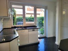 K�che Ansicht 1 SOLIDES EINFAMILIENHAUS MIT S�DAUSRICHTUNG UND DOPPEL-GARAGE IN ALT-MEERERBUSCH ZU VERKAUFEN...