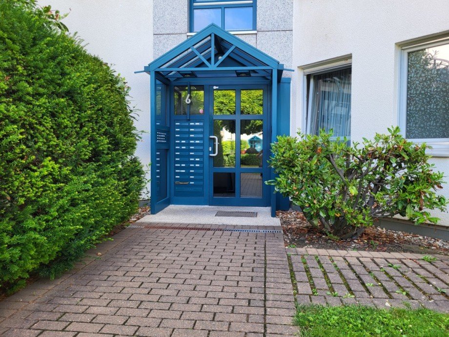 Hauseingang Etagenwohnung D�sseldorf/Ludenberg