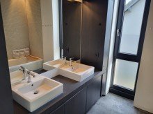 Bad OG Ansicht 1 AUSSERGEW�HNLICHES ARCHITEKTENHAUS IN MEERBUSCH-ILVERICH ZU VERMIETEN...