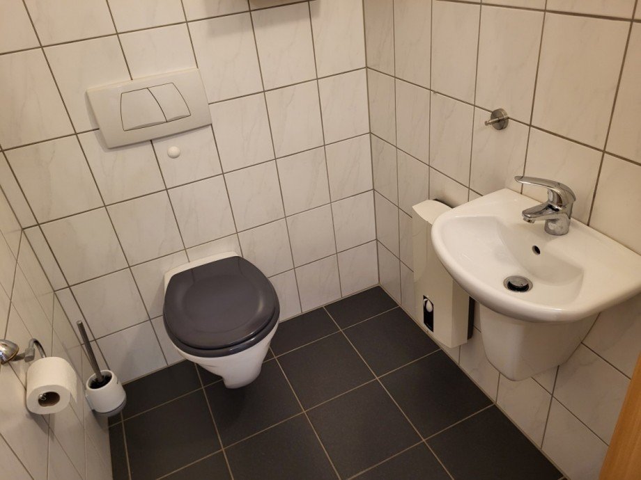 G�ste-WC Erdgeschosswohnung Grevenbroich/Gustorf