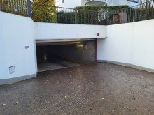 Tiefgarage Zufahrt CHARMANTE 2-ZIMMER-WOHNUNG MIT BALKON UND EINBAUK�CHE IN MEERBUSCH-B�DERICH ZU VERMIETEN...