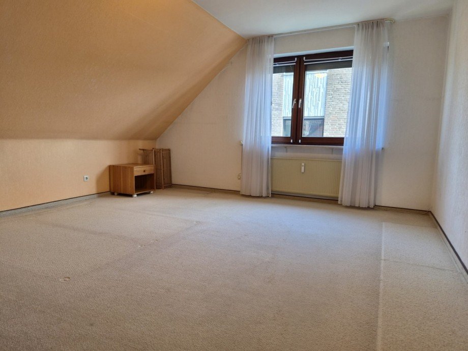 Eltern Dachgeschosswohnung Meerbusch/B�derich