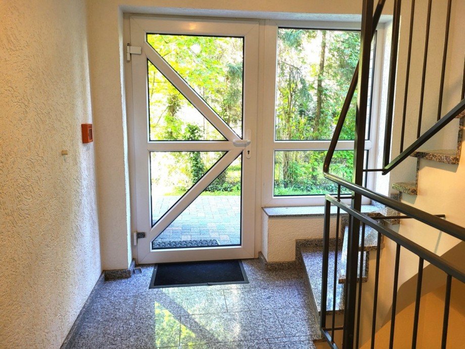 Treppenhaus Ansicht 1 Erdgeschosswohnung Grevenbroich/Gustorf