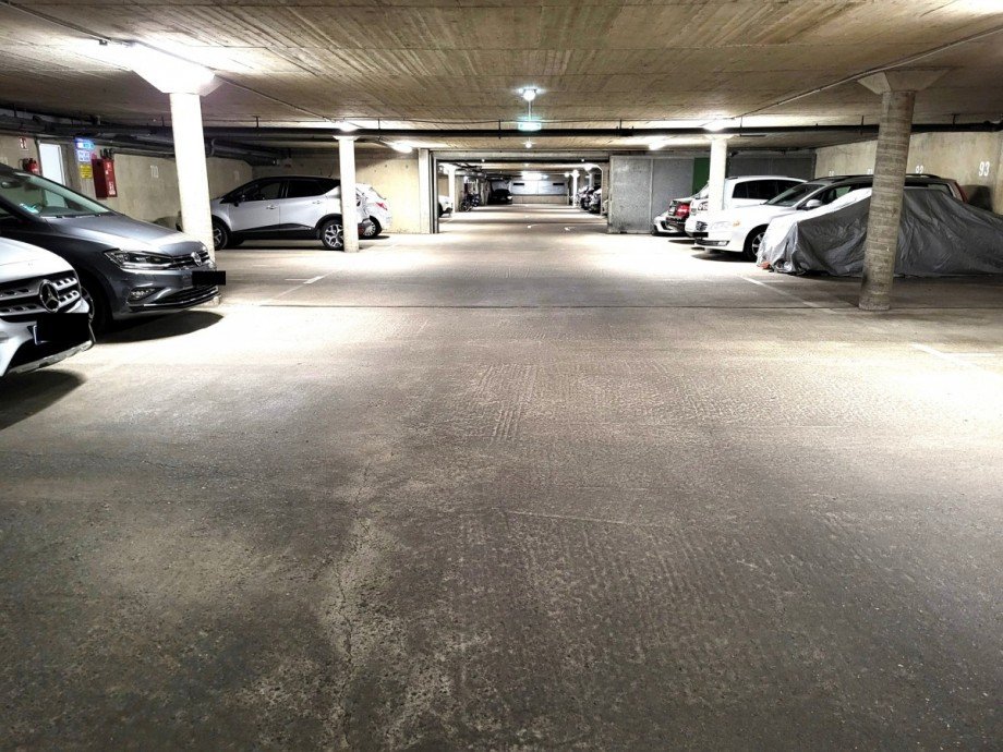 Helle Tiefgarage Etagenwohnung Neuss