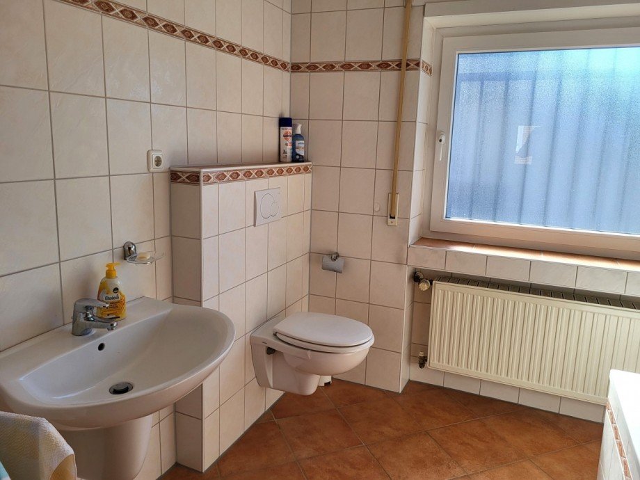 Bad Ansicht 1 Einfamilienhaus J�chen/Gierath