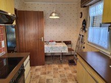 K�che Ansicht 3 FREISTEHENDER BUNGALOW MIT KELLER UND 2 GARAGEN IN GREVENBROICH-FRIMMERSDORF ZU VERKAUFEN...