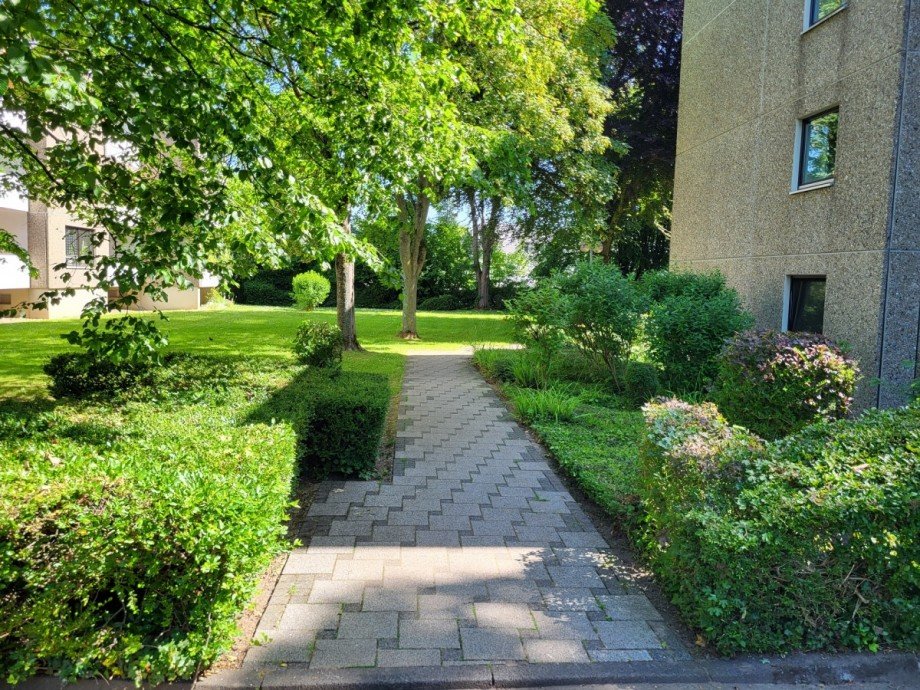 Zugang Wohnanlage Ansicht 2 Etagenwohnung Meerbusch/B�derich