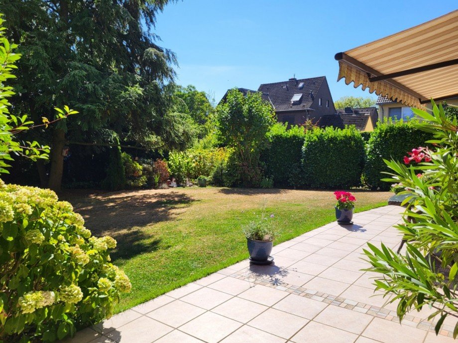Gartenansicht 1 Mehrfamilienhaus Meerbusch/B�derich