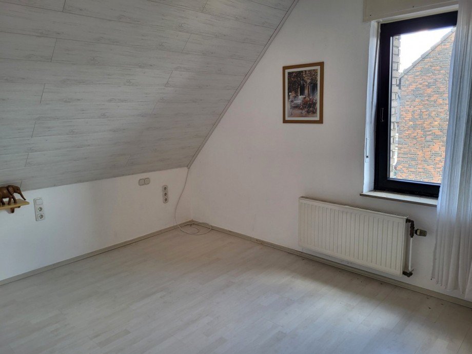 Haupthaus DG Zimmer 2 Zweifamilienhaus Meerbusch/B�singhoven