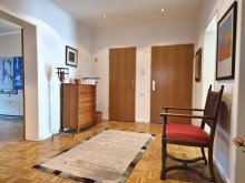 Diele Ansicht 3 ELEGANTE DACHGESCHOSS-WOHNUNG  MIT EINBAUK�CHE IN RHEINN�HE VON MEERBUSCH-B�DERICH ZU VERKAUFEN...