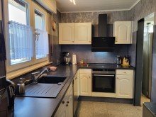 K�che Ansicht 1 FREISTEHENDES HAUS MIT EINLIEGERBEREICH UND SCH�NEM GARTEN IN MEERBUSCH-OSTERATH ZU VERKAUFEN...
