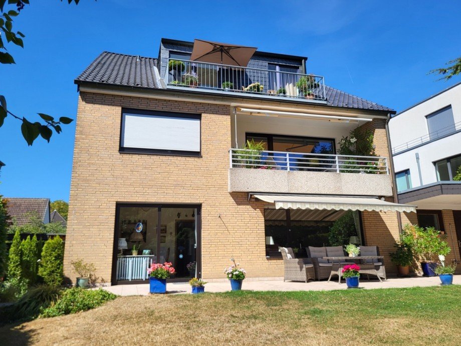 R�ckansicht 1 Mehrfamilienhaus Meerbusch/B�derich