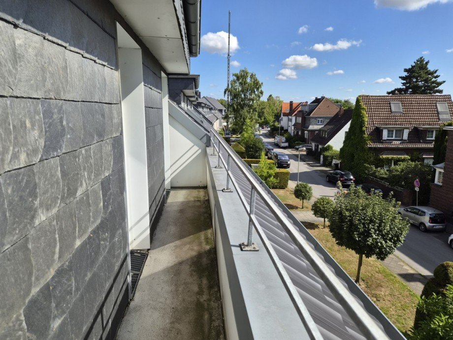 Austritt vorne Dachgeschosswohnung Meerbusch/B�derich