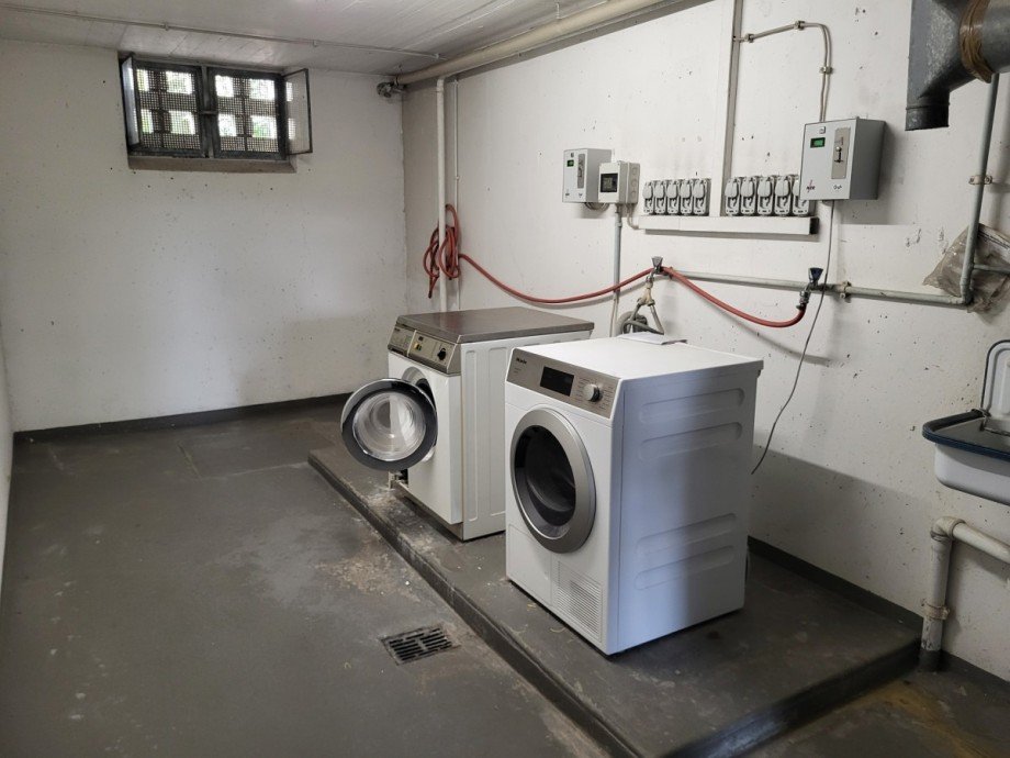 M�nz-Waschmaschine Etagenwohnung Neuss