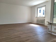 Wohnen-Essen Ansicht 2 BEREITS FREI: RENOVIERTE WOHNUNG MIT EINBAUK�CHE, BALKON UND GARAGE IN ILVERICH ZU VERMIETEN...