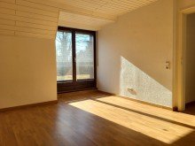 Kind Ansicht 1 FREISTEHENDES EINFAMILIENHAUS MIT GARAGE UND KELLER IN MEERBUSCH-OSTERATH ZU VERKAUFEN...