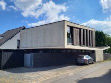 Hausansicht 3 AUSSERGEW�HNLICHES ARCHITEKTENHAUS IN MEERBUSCH-ILVERICH ZU VERMIETEN...