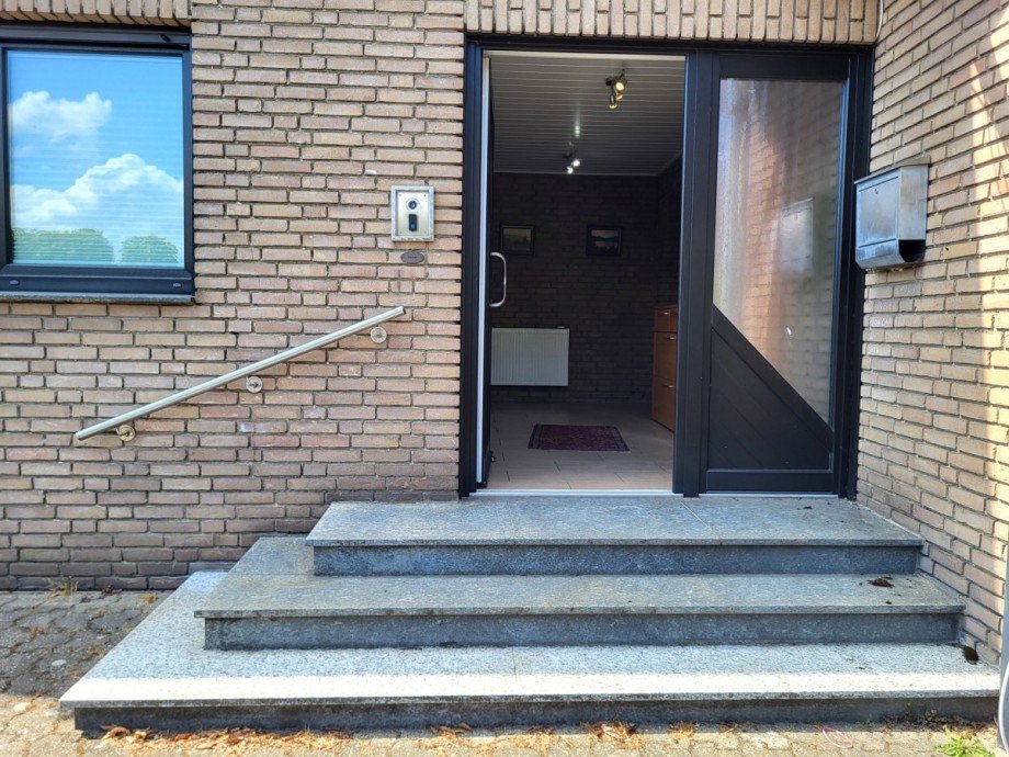 Haupthaus Eingang Zweifamilienhaus Meerbusch/B�singhoven