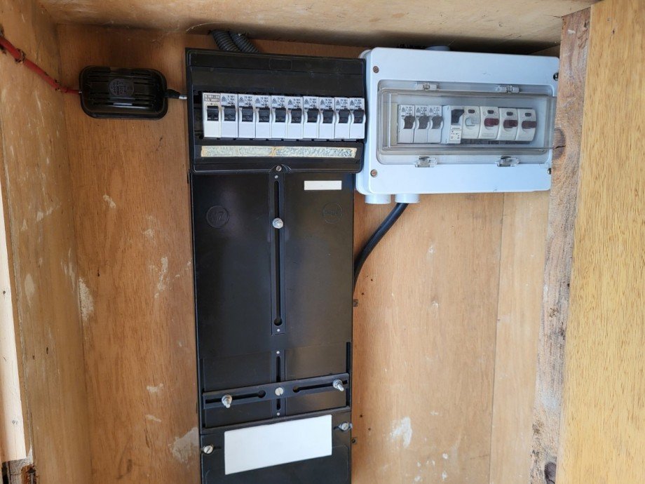 Elektro 1 Doppelhaush�lfte Grevenbroich/Frimmersdorf